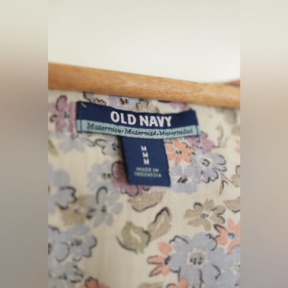 Floral Maternity Dress - Picture 2 of 7